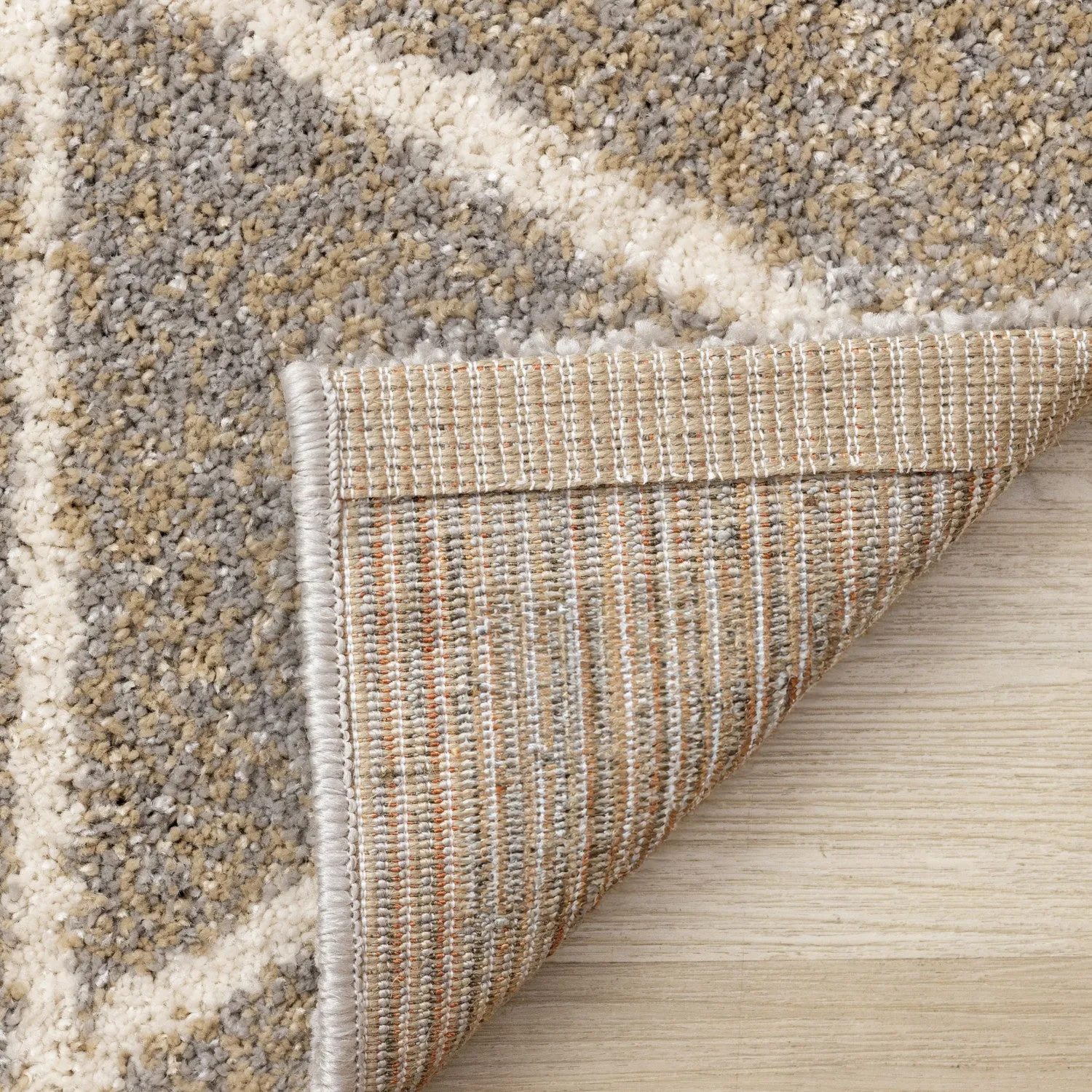 Halle Casual Contemporary Trellis Area Rug - Greige Cream - 5' X 8'