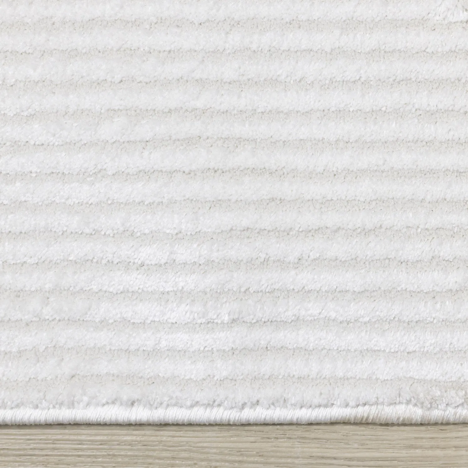 Hillary Neutral Diamonds Area Rug - Cream - 7' X 10'