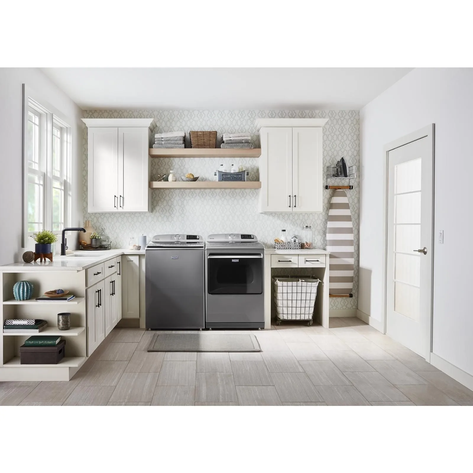 Maytag Metallic Slate Smart Electric Dryer with Steam (7.4 Cu.Ft.) - YMED7230HC