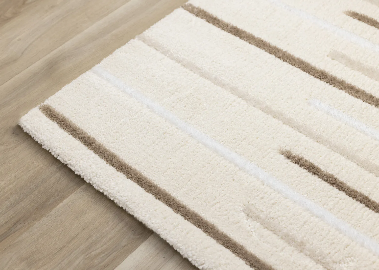 Sasha Soft Modern Lines Area Rug - Cream - 8' X 11'